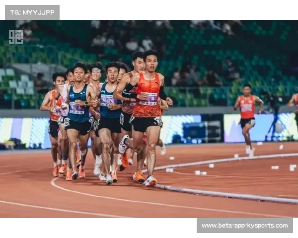 梁田田勇夺全国锦标赛双冠 展现出色实力征战女子3000米角逐